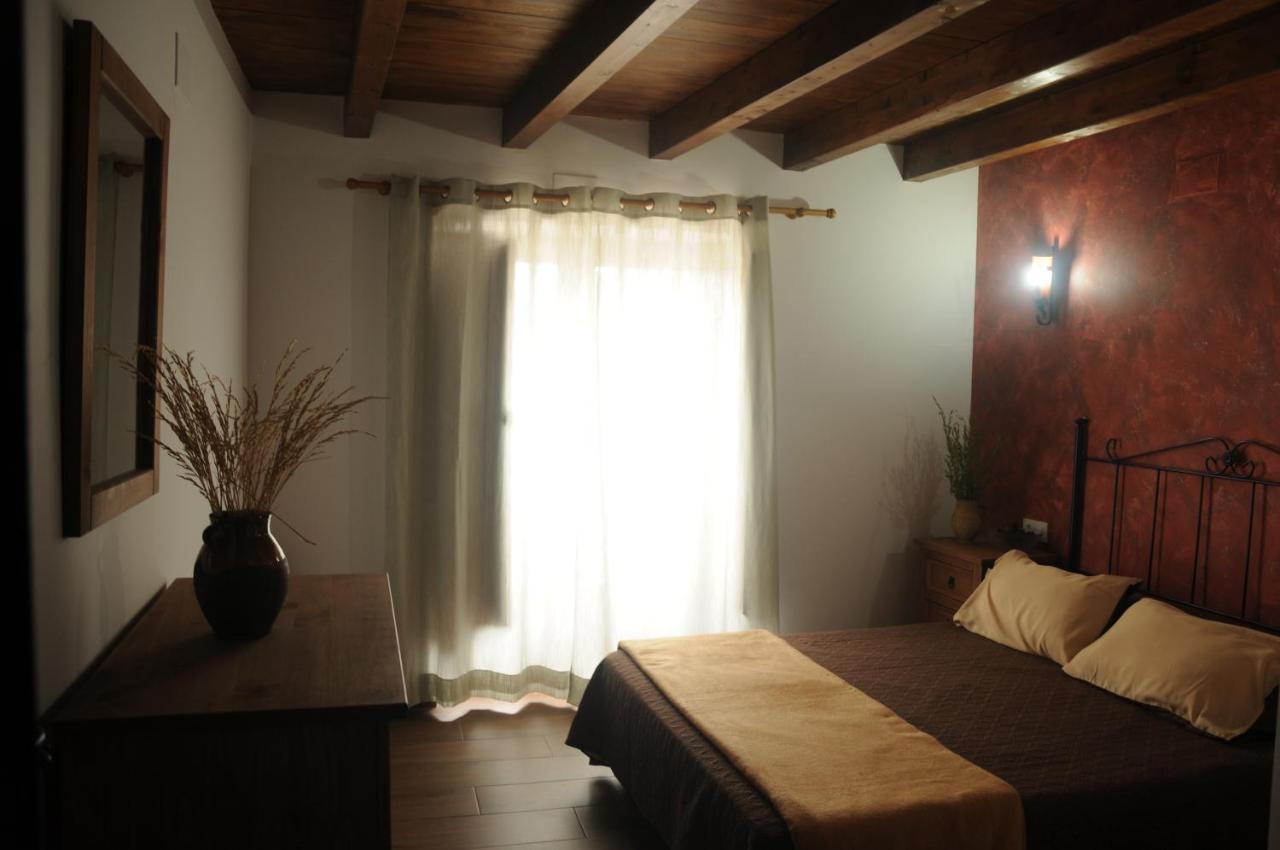 El Vasallo Tragacete Exterior photo